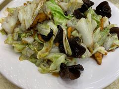 豆腐木耳圆白菜-奥华餐厅·老张记(台基厂店)