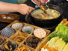 -野菌皇海景野生菌火锅(滨海大道店)