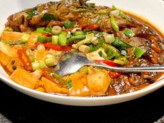 野生鱼钩炖豆腐-青桃餐厅