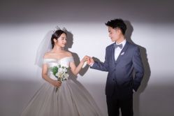 -黑马婚纱摄影