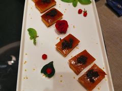 鱼子酱烤鸭-悦江(梅奔中心店)