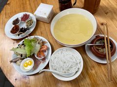 -德致祥云南过桥米线(云天小苑店)