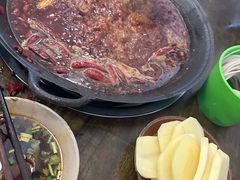 -黄潇洒老火锅(九眼桥宏济巷店)