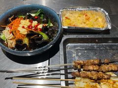 -马路牙子烧烤音乐酒馆(望京店)