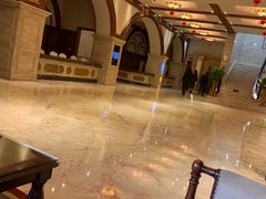 -山明水秀大饭店