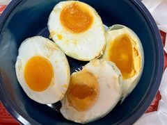 咸鸭蛋-余百年·现烧烧腊(布吉金利店)