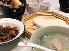 -丁里羊肉小镇(天鹅湖总店)