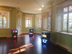 -Nathalie Djurberg与Hans Berg“牛皮纸包裹的月亮”-Prada荣宅当季展览