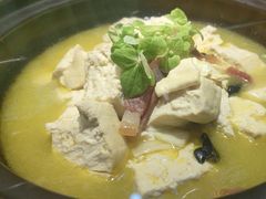 -新天明砂锅鱼头煲