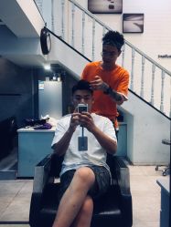 -SIX Hair Consultant