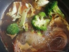 -悦享绿山墙西餐厅