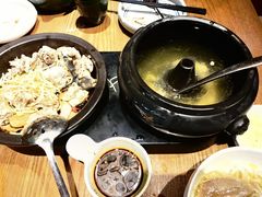 -云海肴·汽锅鸡·云南菜(天山百盛优客店)