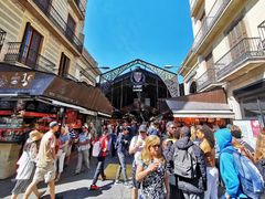 正门口入口-波盖利亚市场