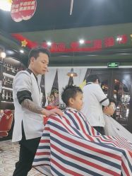 -豪帅男士理容馆