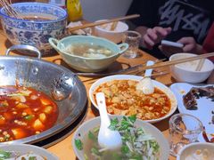 -大众跷脚牛肉馆·非遗传承单位(峨眉山店)