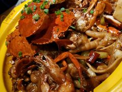 -多嘴肉蟹煲(万达店)