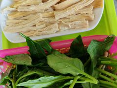 -15年老字号鑫鑫猪肚鸡·椰子鸡海南火锅(兴隆华侨农场店)