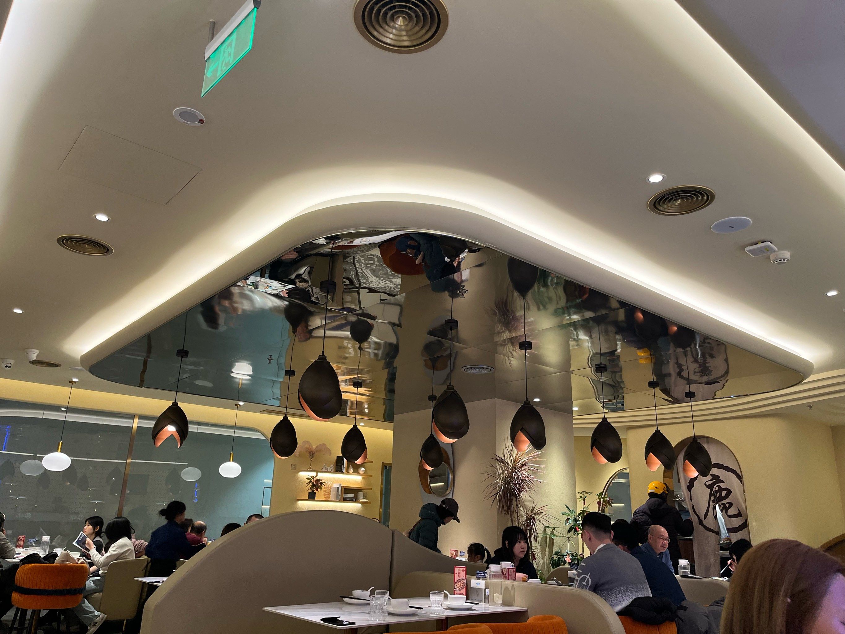 味道好,位置好,服务周到
