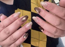 -鲸彩·美甲美睫科技护肤