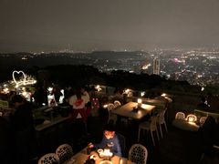 -草山夜未眠景观餐厅