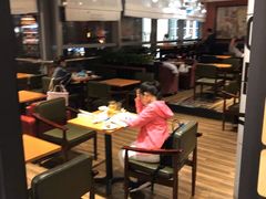 -西西弗书店&矢量咖啡(凯德晶萃广场店)