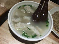 鲨鱼汤-老巷口川味火锅