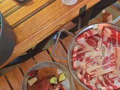 -叽叽扎扎烤肉场(生态城万达店)