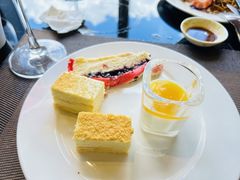 -大中华希尔顿酒店-念自助餐·嗨啤·小龙虾