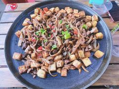 -老周炒拨拉(甘州总店)