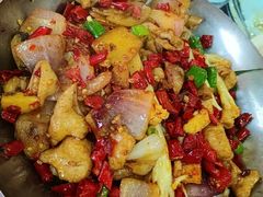 干锅肥肠-巴蜀飘香川菜馆(无锡大饭东湖滨路酒吧街店)