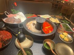 -晓宇重庆火锅(西安荟聚店)