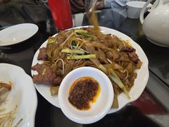 干炒牛河-文记壹心鸡(宝华路店)