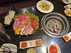 -木槿花韩式炭烤·熟成肉工坊(孙文东路店)