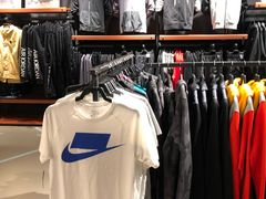 -耐克(恒隆广场店)