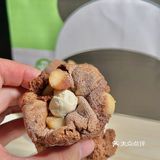 又是多巴胺的一天，被治愈的黑巧蛋糕