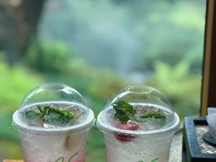 -Chom Cafe and Restaurant