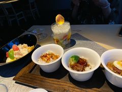 -穹六人间 people 6(岳阳路店)