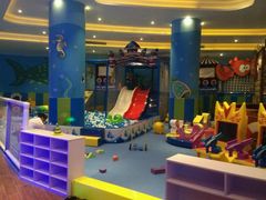 -爱乐国际温泉水疗会