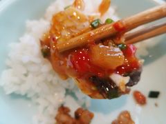 -有红鸡毛店·川菜(建设路店)