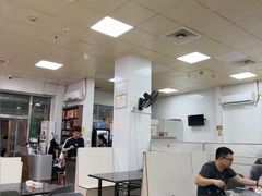 -山珍鲜牛肉火锅本地老字号(汕中老店)