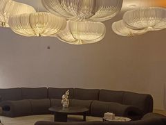 -涨巢·潮玩水疗局