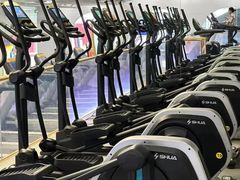 -超鹿运动(五四路恒力城店)