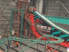 -极限PLAY运动娱乐新世界·团建派对潮玩休闲馆·室内蹦极高空游乐园