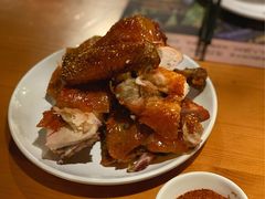 -胡桃里音乐酒馆(环亚凯瑟琳广场店)