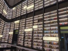 -上海虹桥中心爱琴海亚朵S酒店