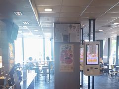 -麦当劳(国家体育场南路店)