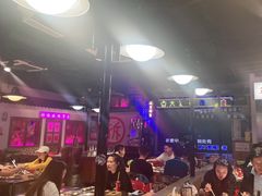 大堂-马路牙子烧烤音乐酒馆(望京店)