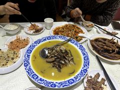 鸿泰洋鸡爪-鸿泰洋餐厅(未来花园店)