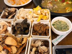 -菌乡缘·野生菌蒸汽鱼火锅(江边夜市店)