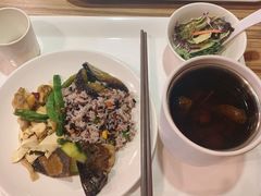 -感恩心素食馆(百世广场店)